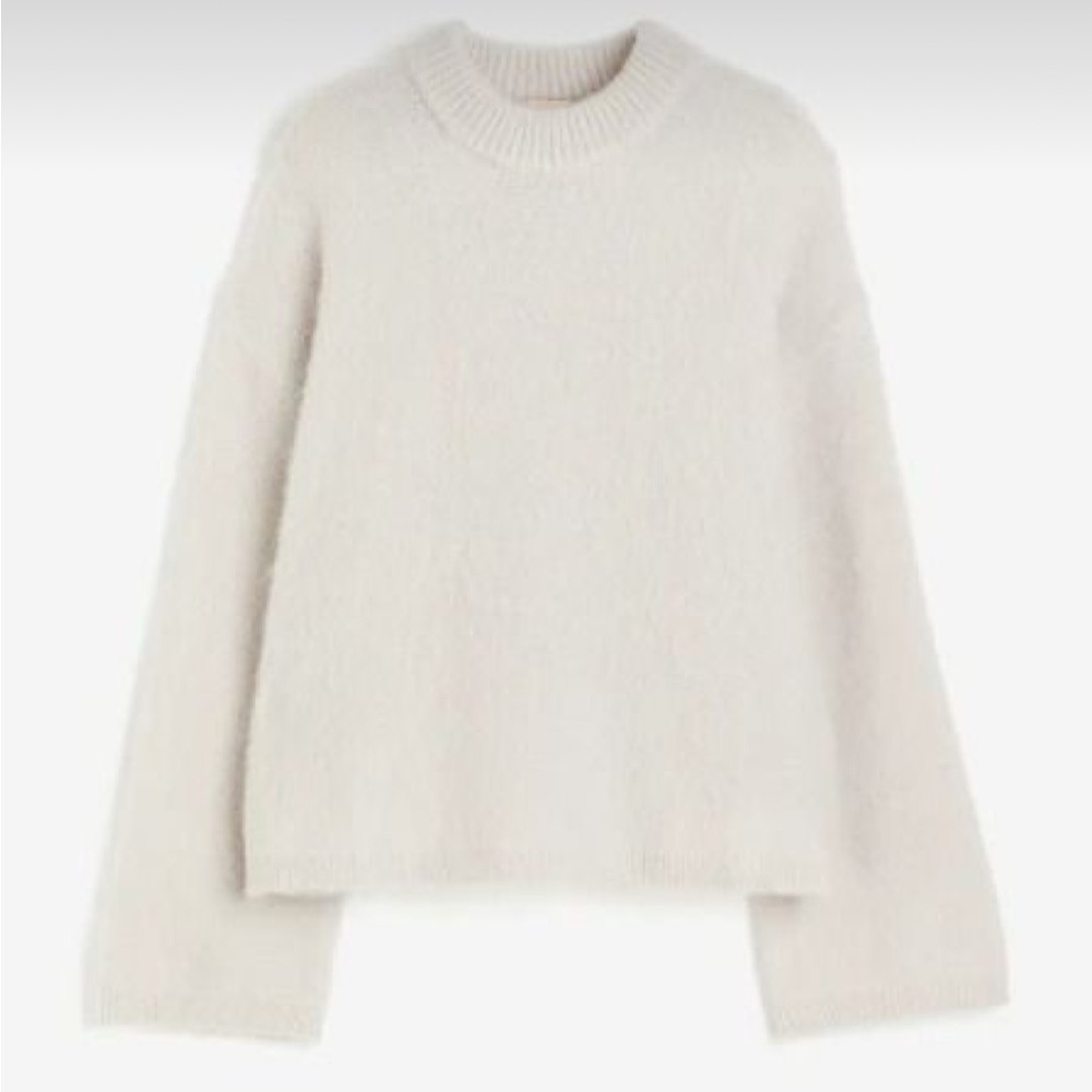 H&M Cream Crew Neck Sweater